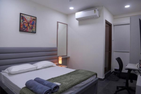 Yendluri's QueenBed Room-Kondapur
